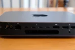 Apple Mac mini 2018 – معالج Intel Core i7 سداسي النوى بسرعة 3.2GHz (مع Turbo Boost حتى 4.6GHz) – ذاكرة 32GB DDR4 – قرص SSD سعة 256GB - الصورة 9
